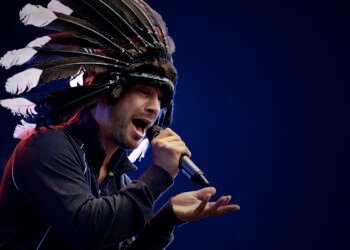 Jamiroquai festeja sus 30 años de su disco mas icónico