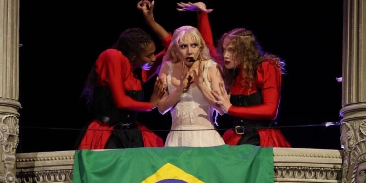 Historica presentacion de Lady Gaga en Brasil