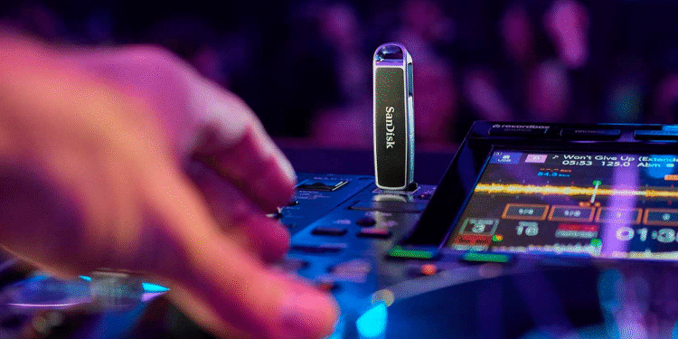 SanDisk y AlphaTheta lanzan nuevo DJ Flash Drive