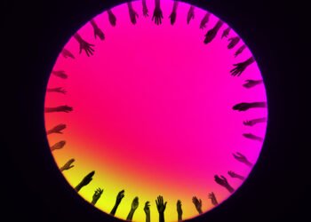 Above & Beyond lanza remix de «Bigger Than All of Us» junto a Justine Suissa