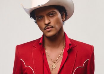 Bruno Mars presenta «The romantic» su cuarto disco solista