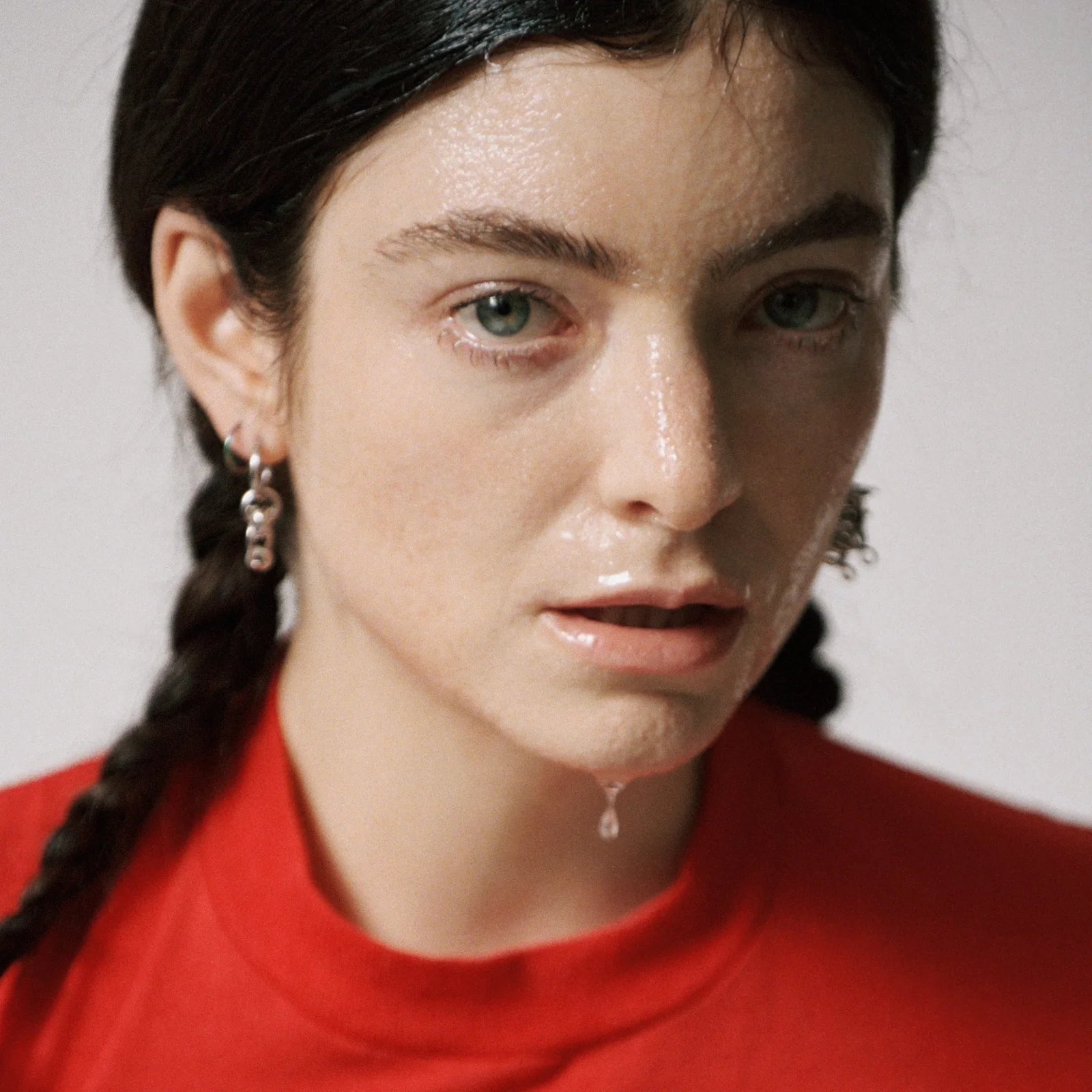 LORDE LANZA SU NUEVO SINGLE “WHAT WAS THAT”