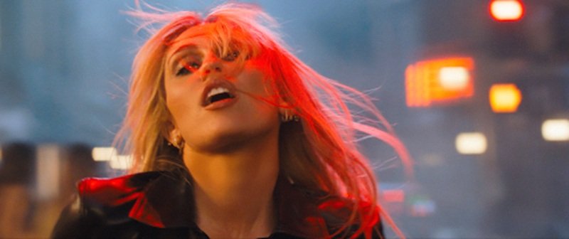 MILEY CYRUS LANZA NUEVO SINGLE